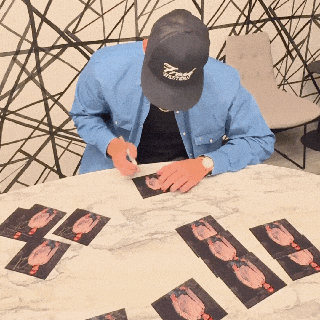 Parker McCollum signing art cards